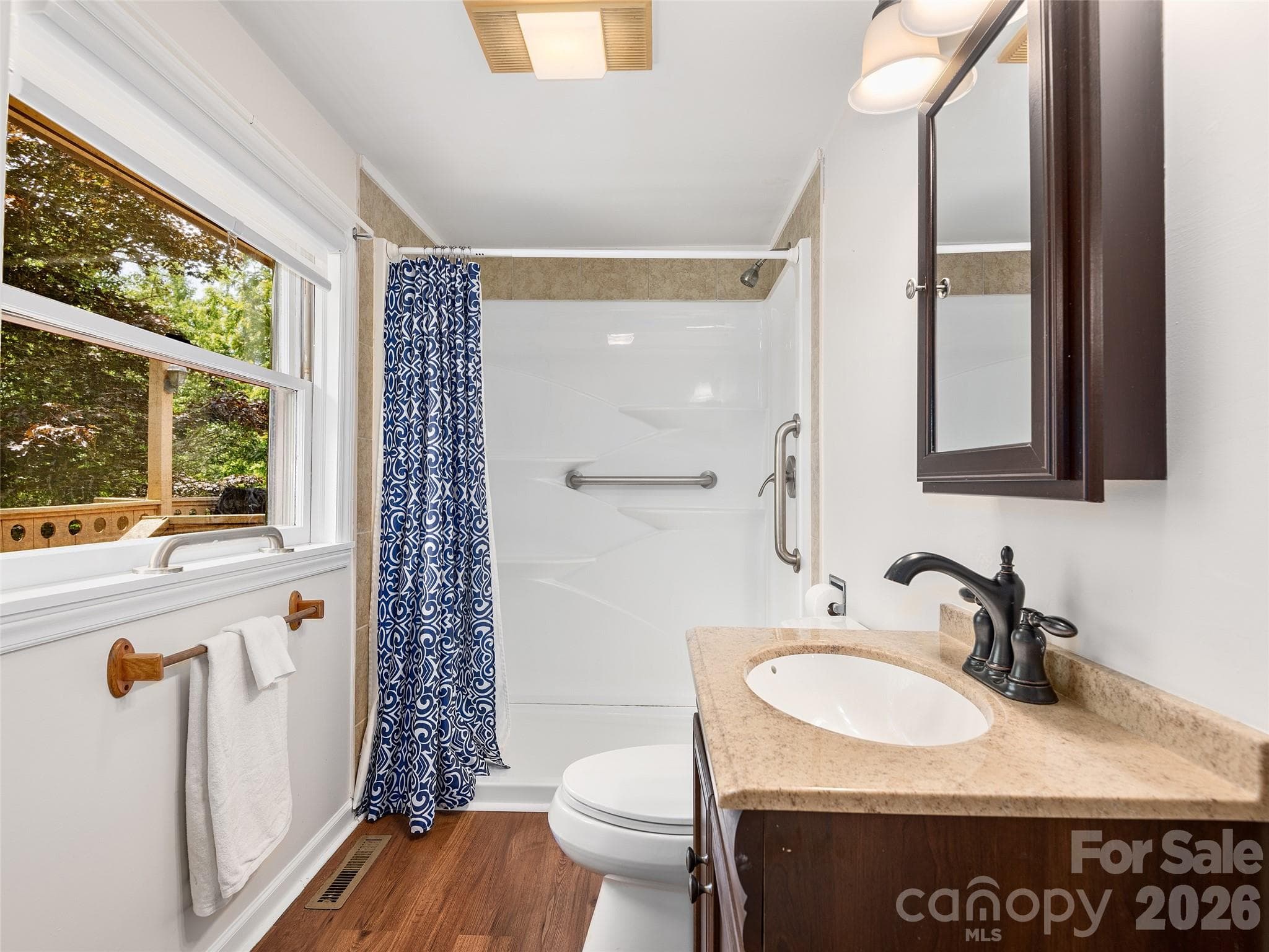Single Family Residence at 185 Indian Springs Road, Clyde, photo 17 of 23