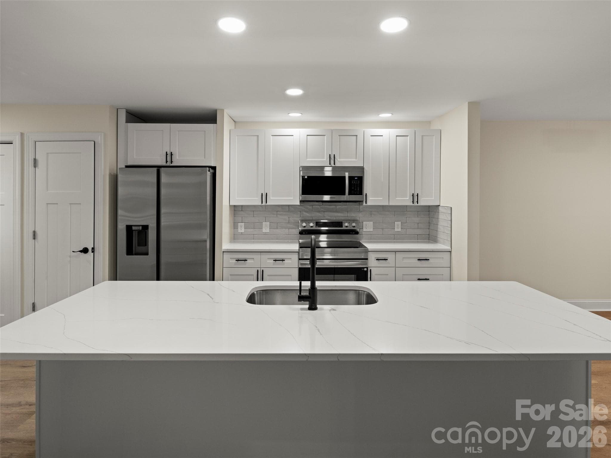 gorgeous kitchen - 203 Crowfields Drive, Asheville