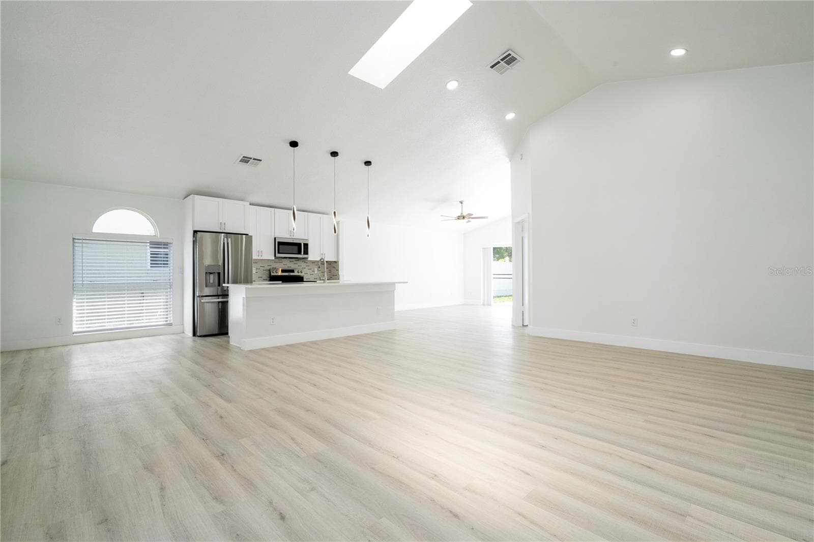 Single Family Residence at 2218 NEWT ST, ORLANDO, photo 6 of 50
