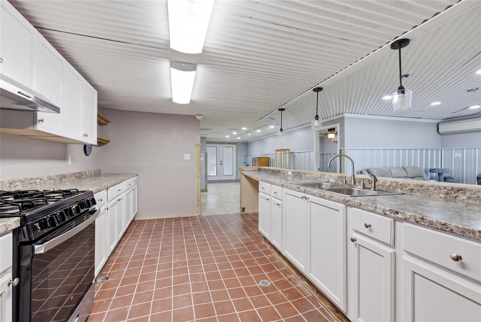 Mixed Use at 505 3RD ST, CEDAR KEY, photo 15 of 37