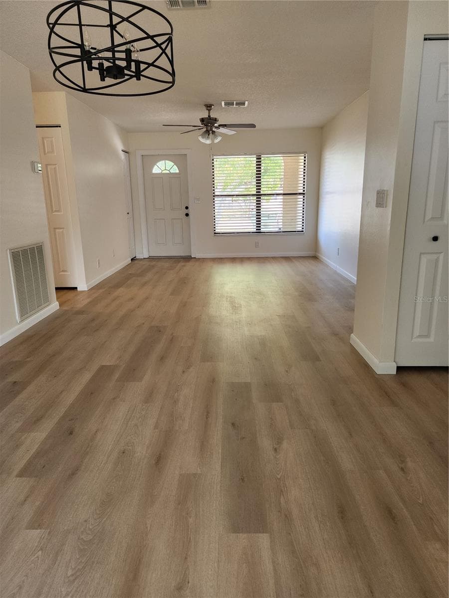 Dining/living - 13010 CUMBERLAND DR, LARGO