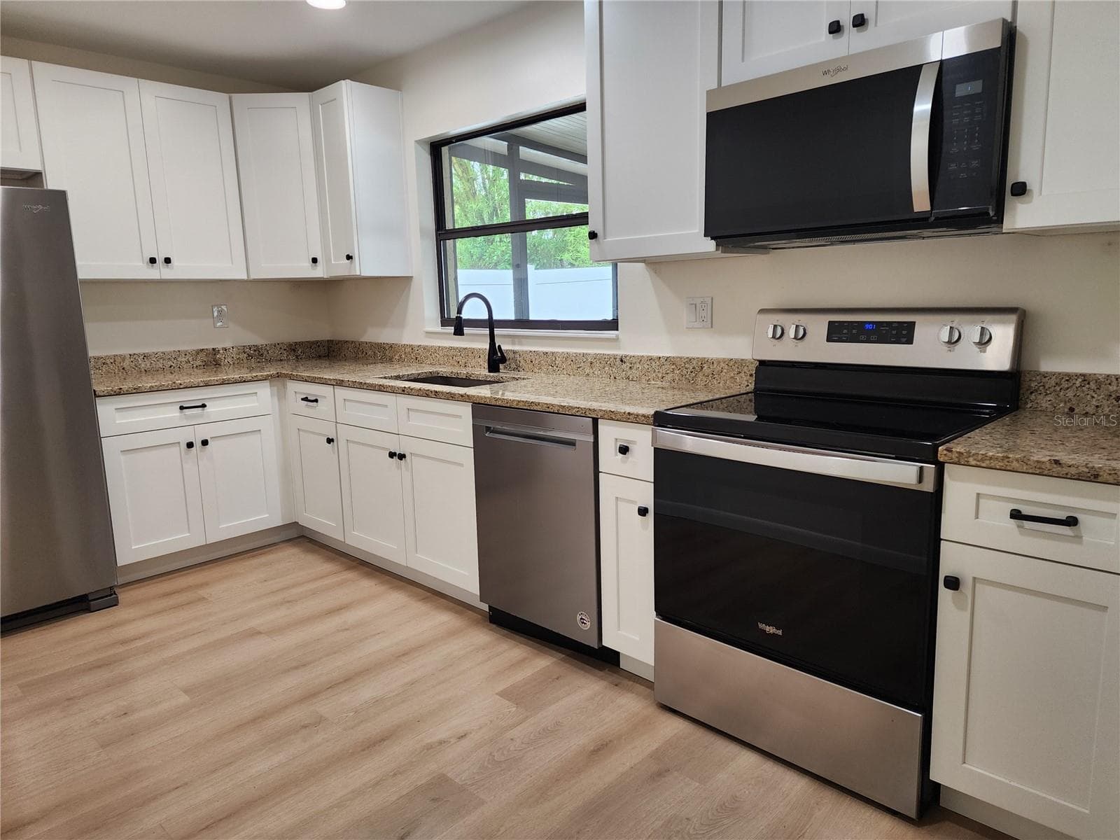 Kitchen - 13010 CUMBERLAND DR, LARGO
