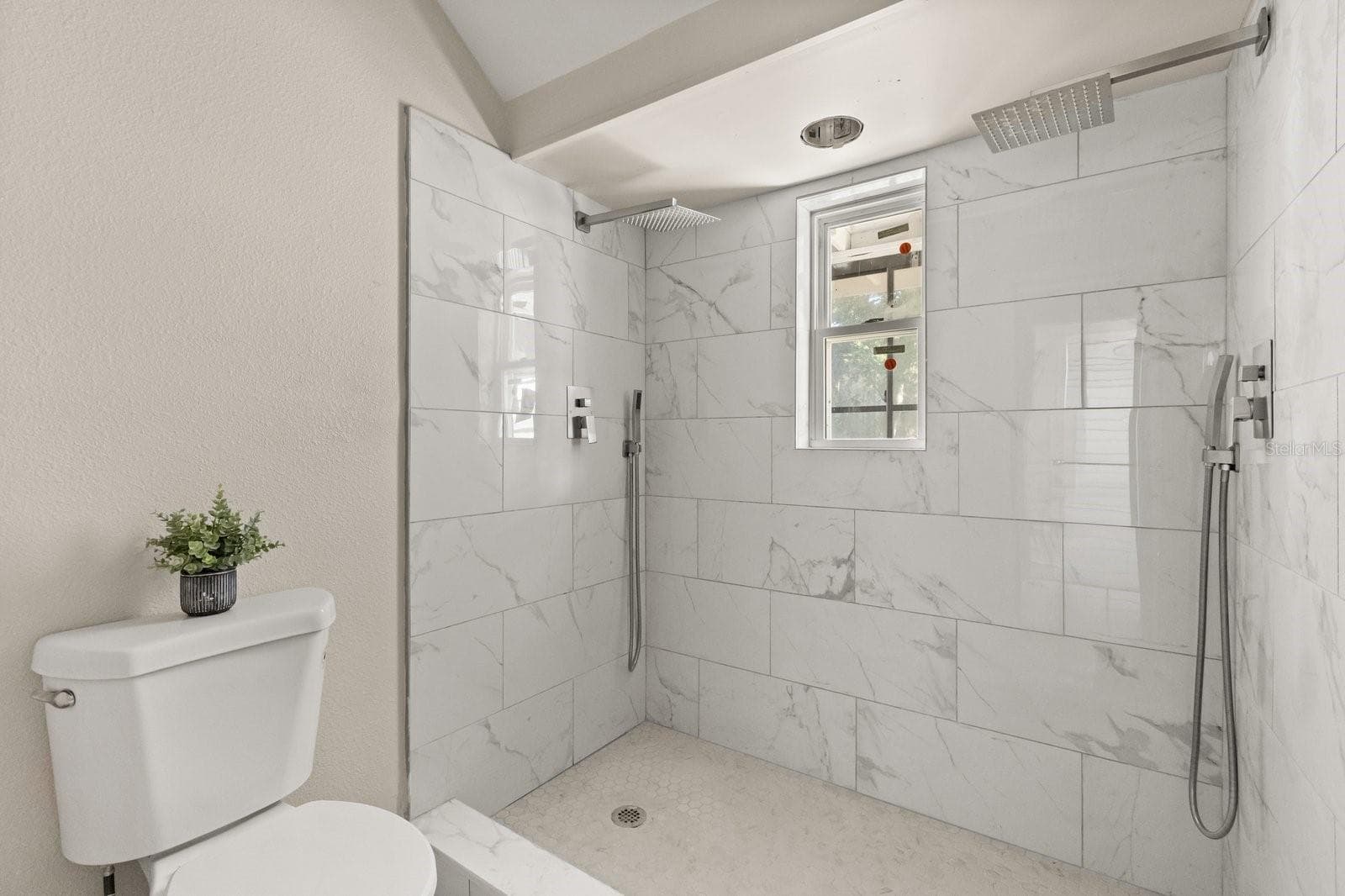 Single Family Residence at 1540 STONE TRL, DELTONA, photo 18 of 39