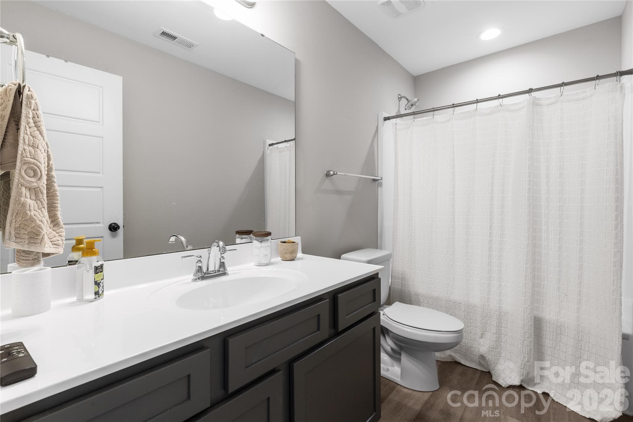 Primary Bath #2 - 4335 Palmer Lloyd Road, Lancaster