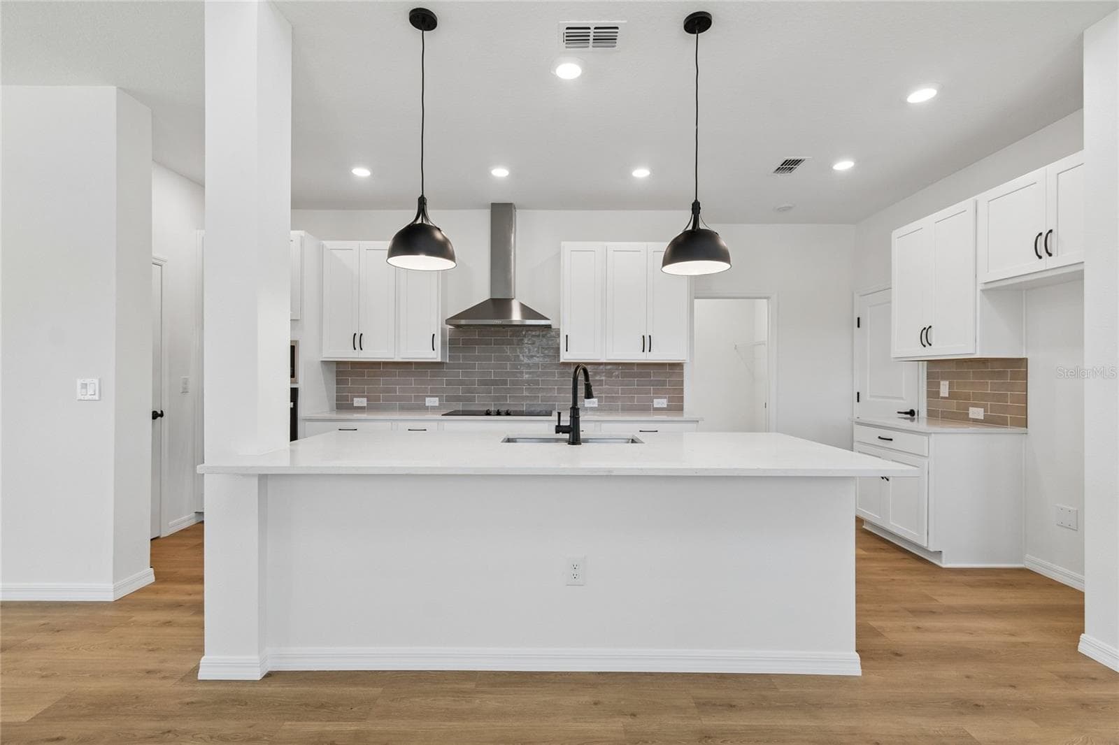 Kitchen - 15227 EASTLYN DR, BRADENTON