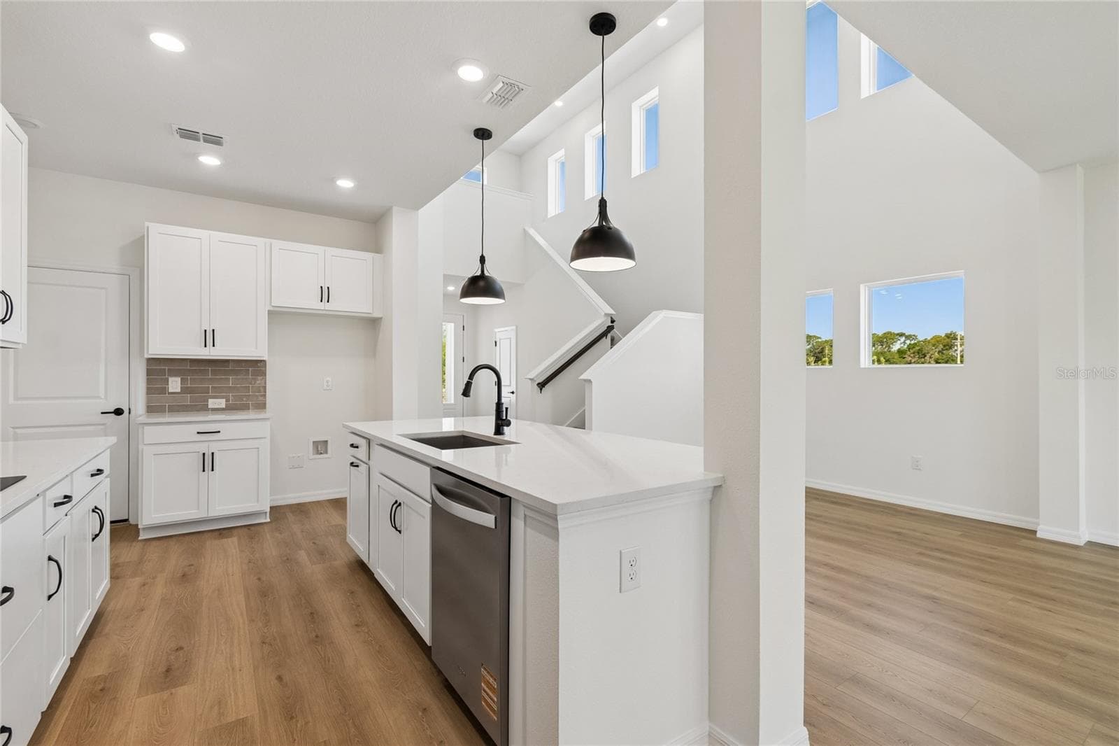 Kitchen - 15227 EASTLYN DR, BRADENTON