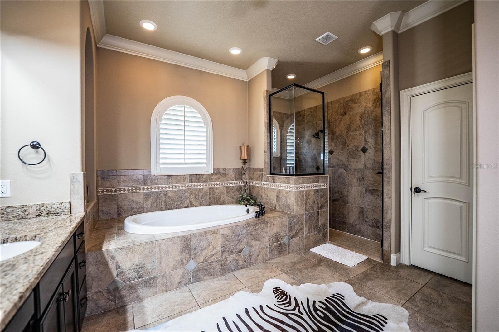 Single Family Residence at 6739 EAGLE RIDGE BLVD, LAKELAND, photo 14 of 55