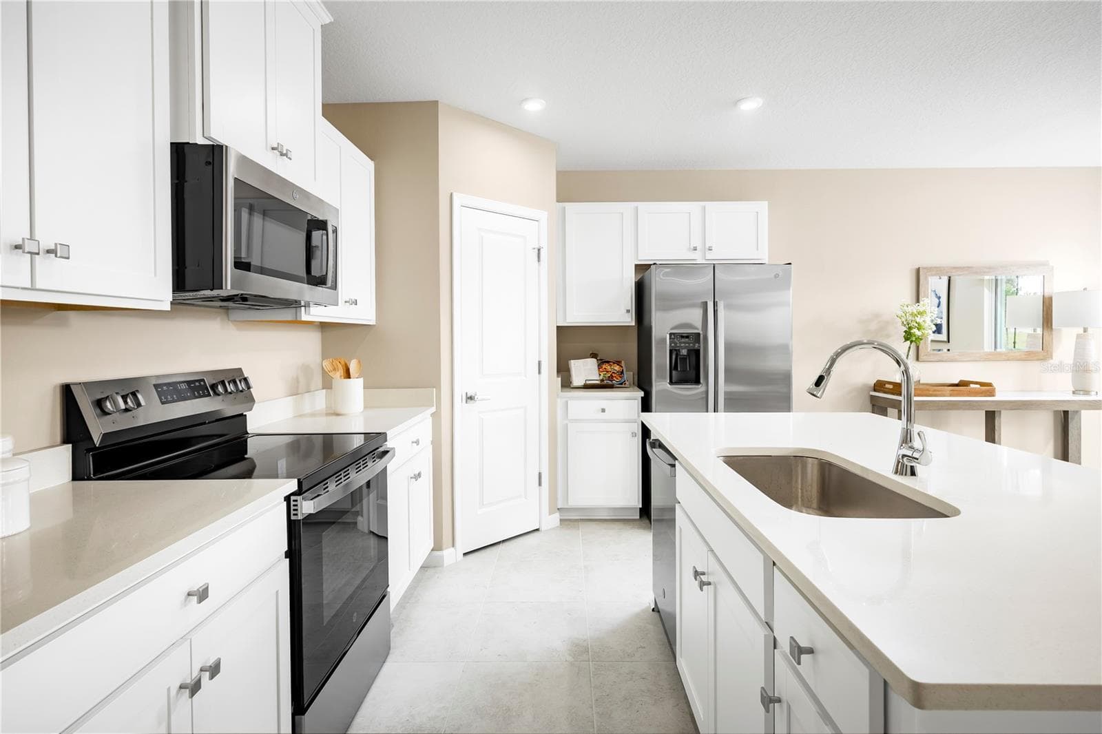 Single Family Residence at 11448 SE 77TH AVE, BELLEVIEW, photo 5 of 13