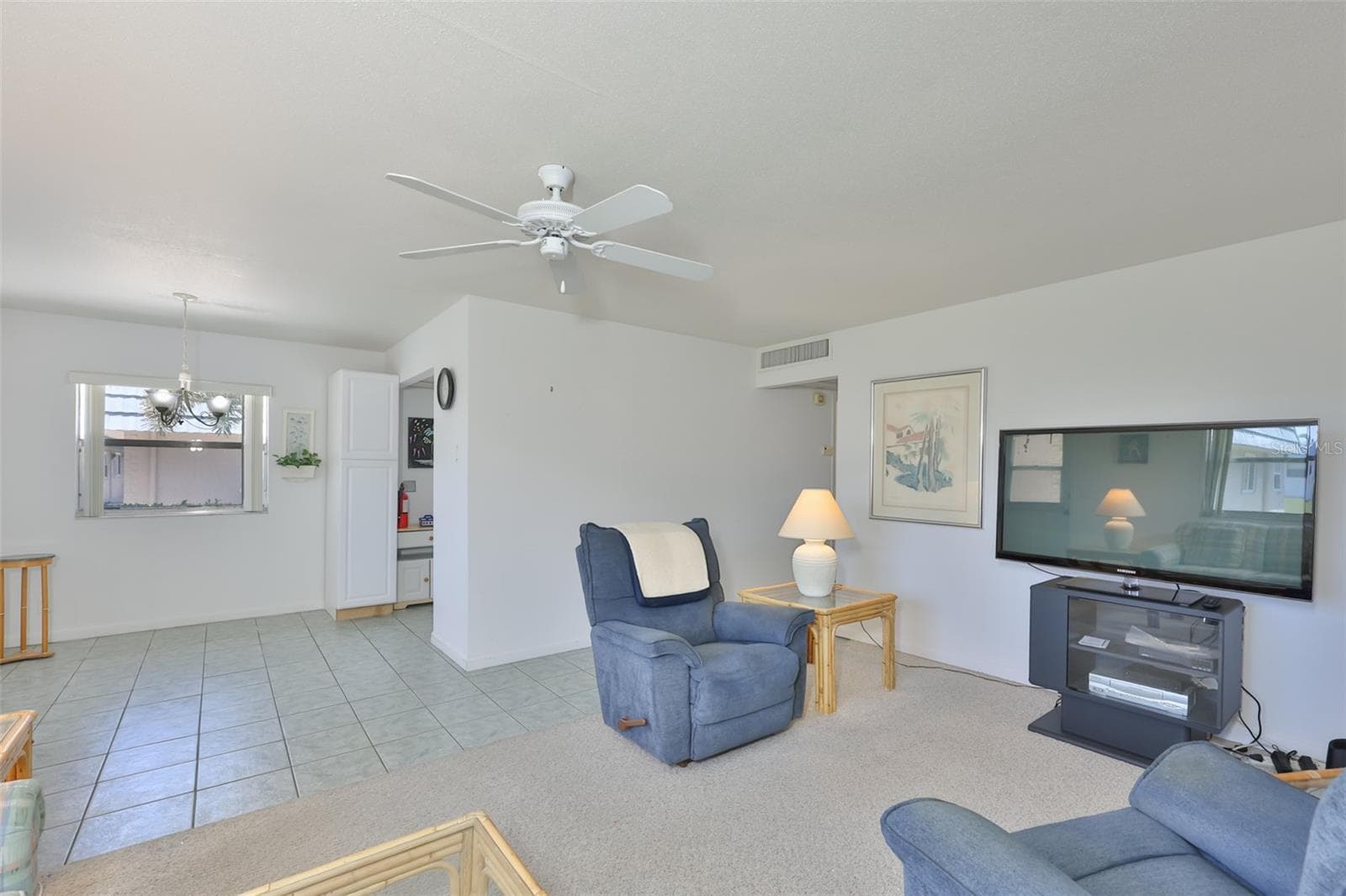 LIVING ROOM - 1802 BEDFORD TER #177, SUN CITY CENTER