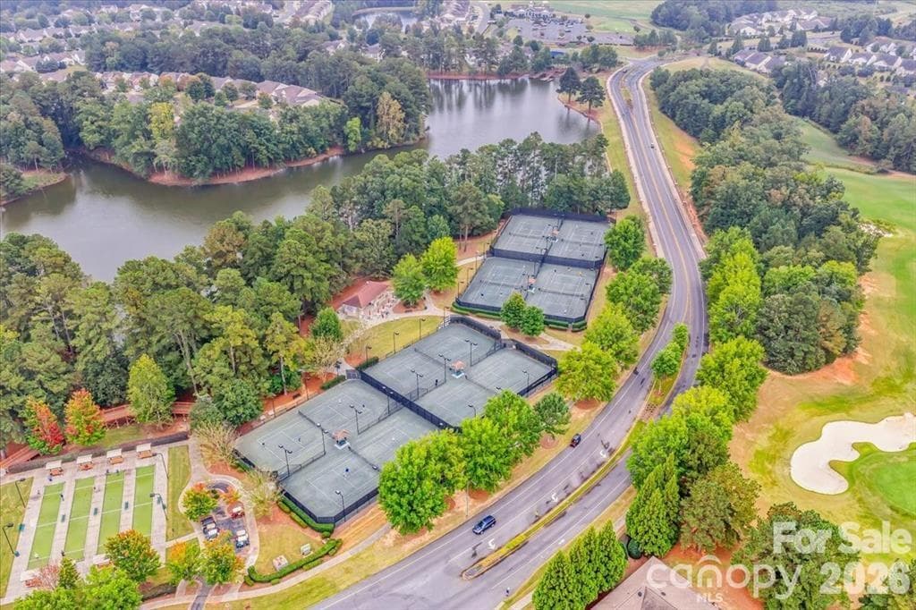 Eight Clay Tennis Courts - 23119 kingfisher Drive, Fort Mill