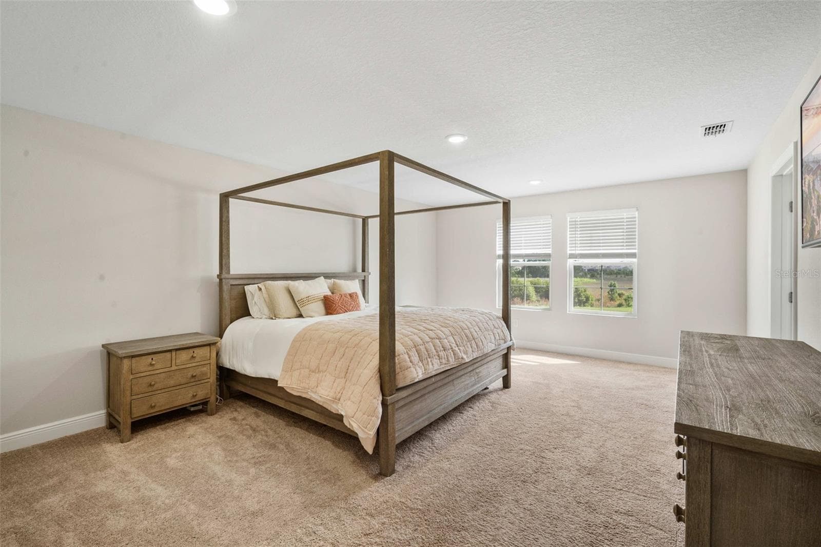 Single Family Residence at 10308 FIELDSTONE MYRTLE WAY, SAN ANTONIO, photo 35 of 51