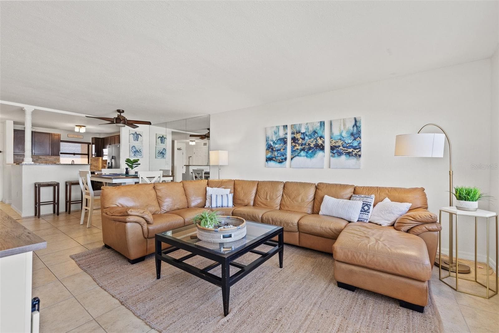Living Room - 1270 GULF BLVD #1007, CLEARWATER BEACH