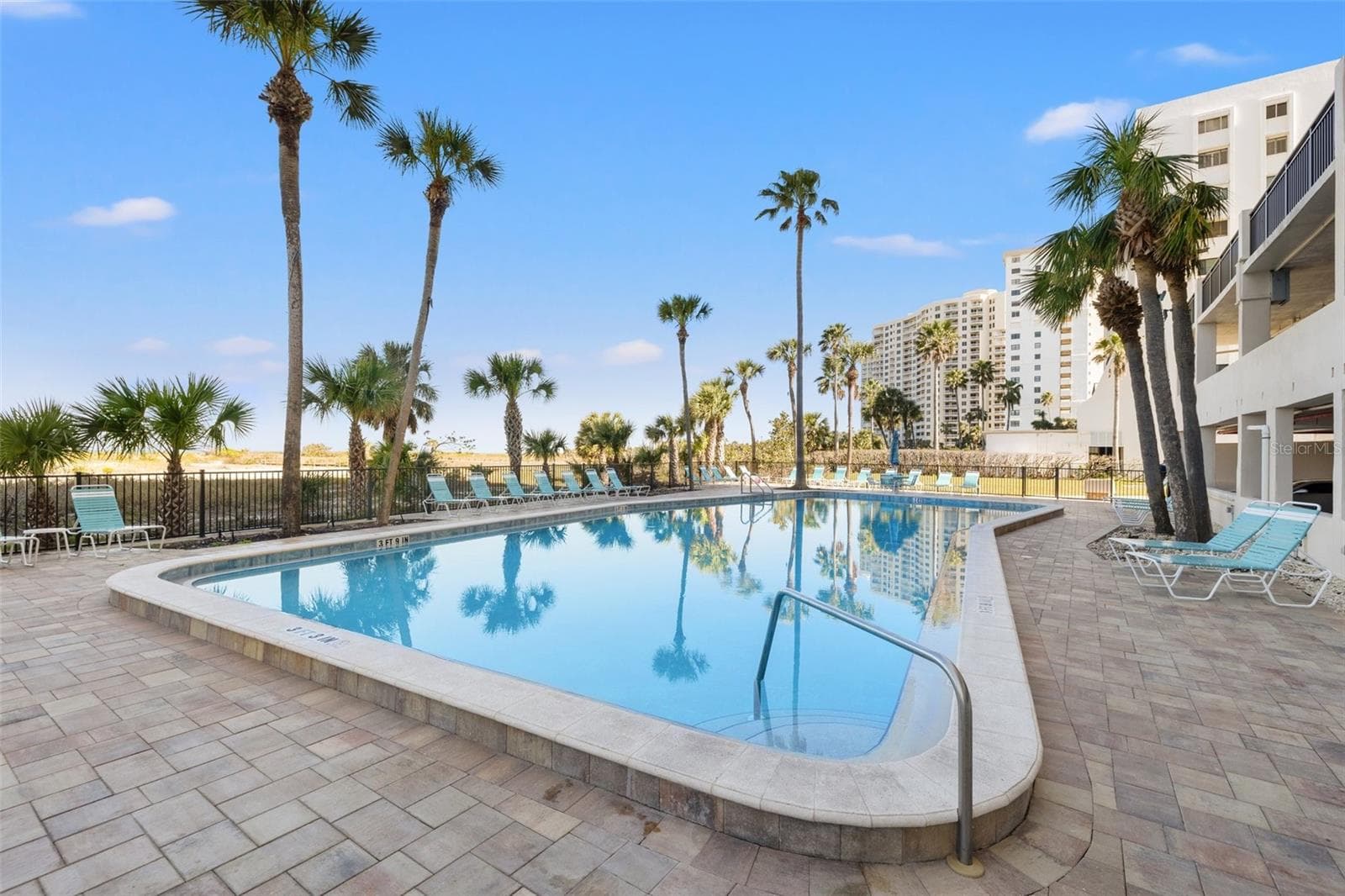 Pool - 1270 GULF BLVD #1007, CLEARWATER BEACH