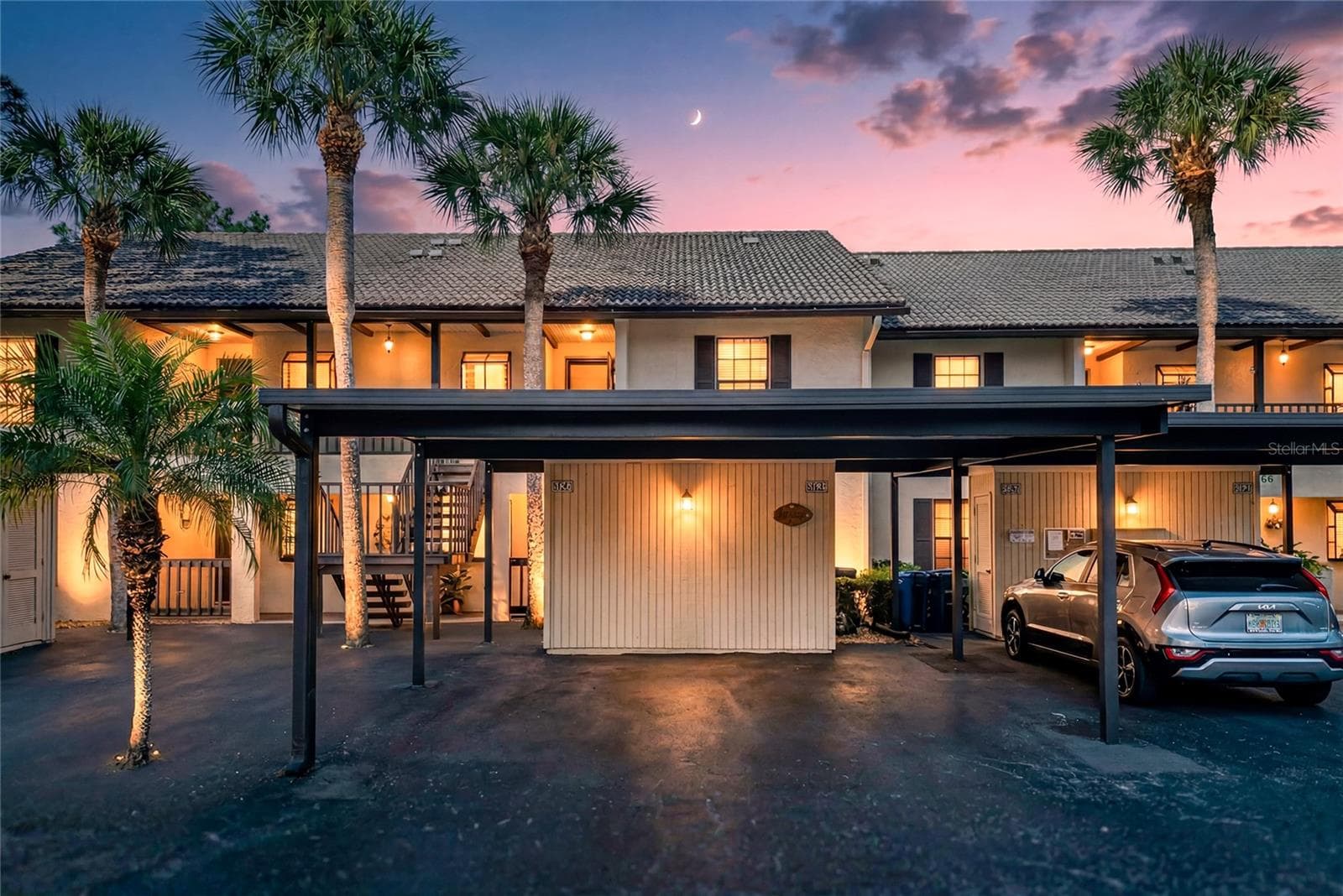 Condominium at 360 THREE LAKES LN #J, VENICE, photo 2 of 50