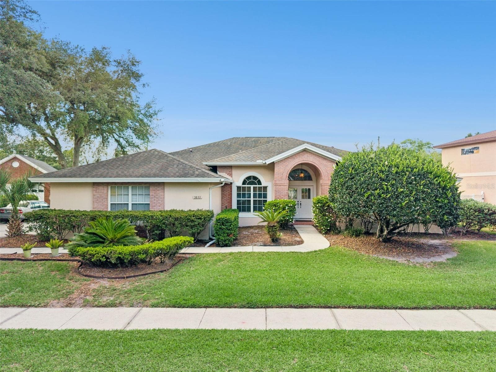 3833 SANIBEL CV