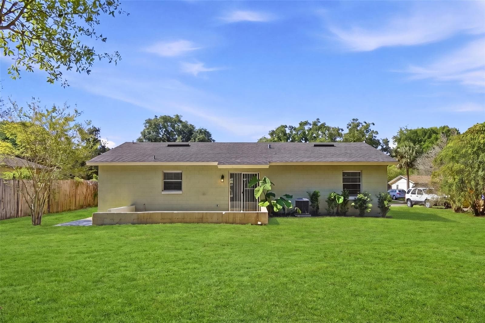 Single Family Residence at 865 RICH DR, OVIEDO, photo 18 of 20
