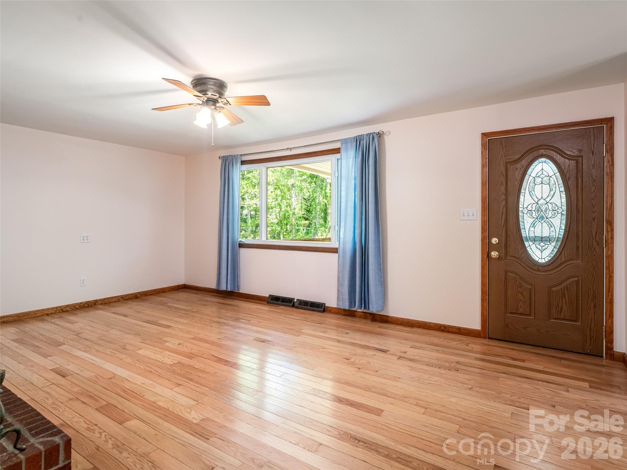 Single Family Residence at 146 Fairmont Road, Candler, photo 10 of 54