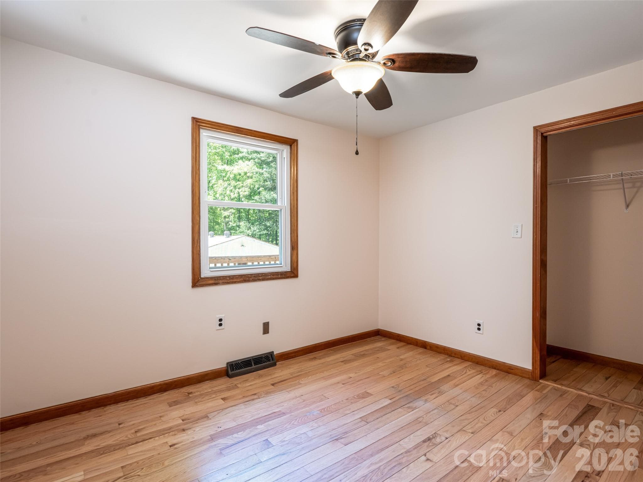 Single Family Residence at 146 Fairmont Road, Candler, photo 27 of 48