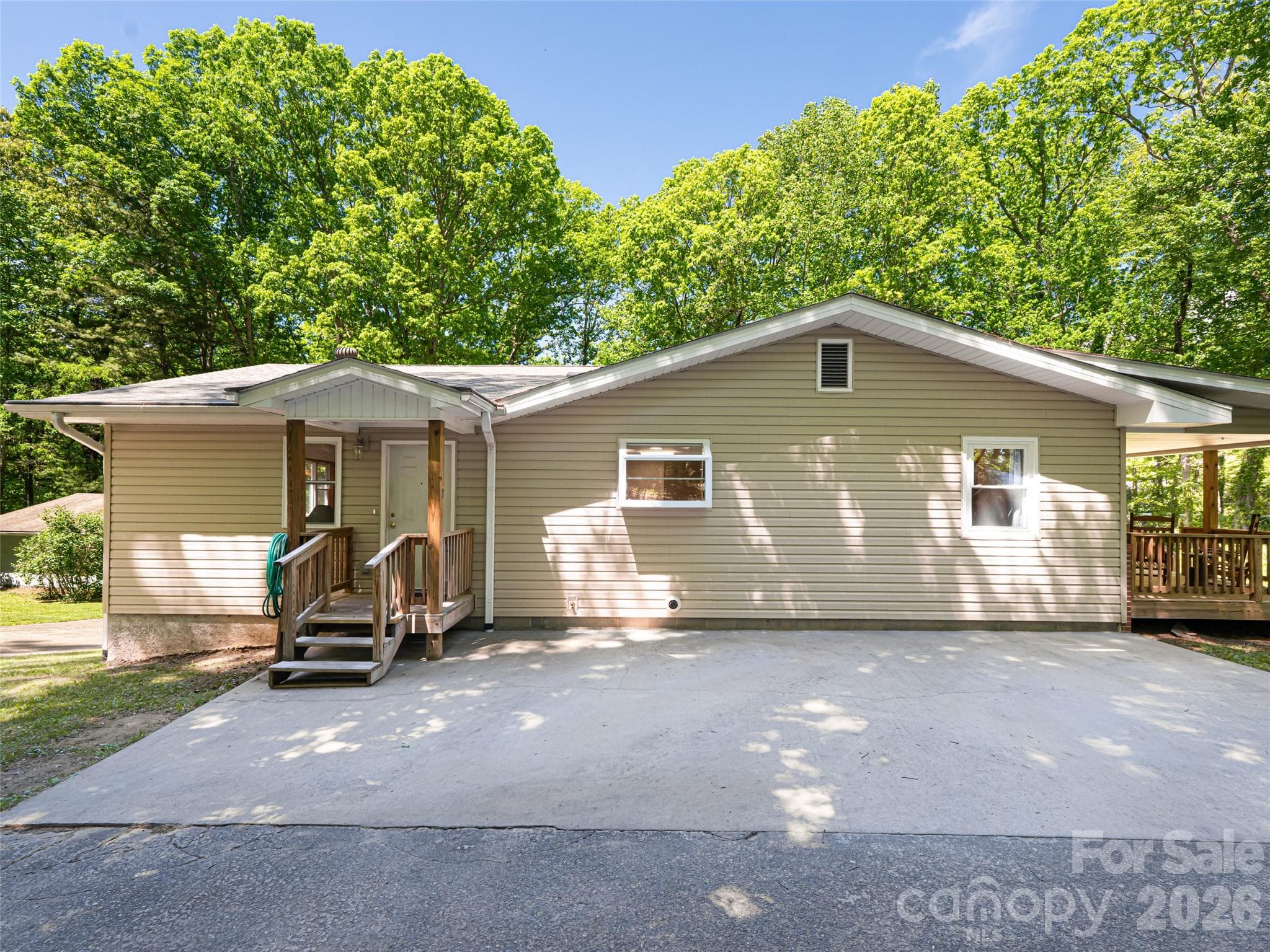 Single Family Residence at 146 Fairmont Road, Candler, photo 44 of 48