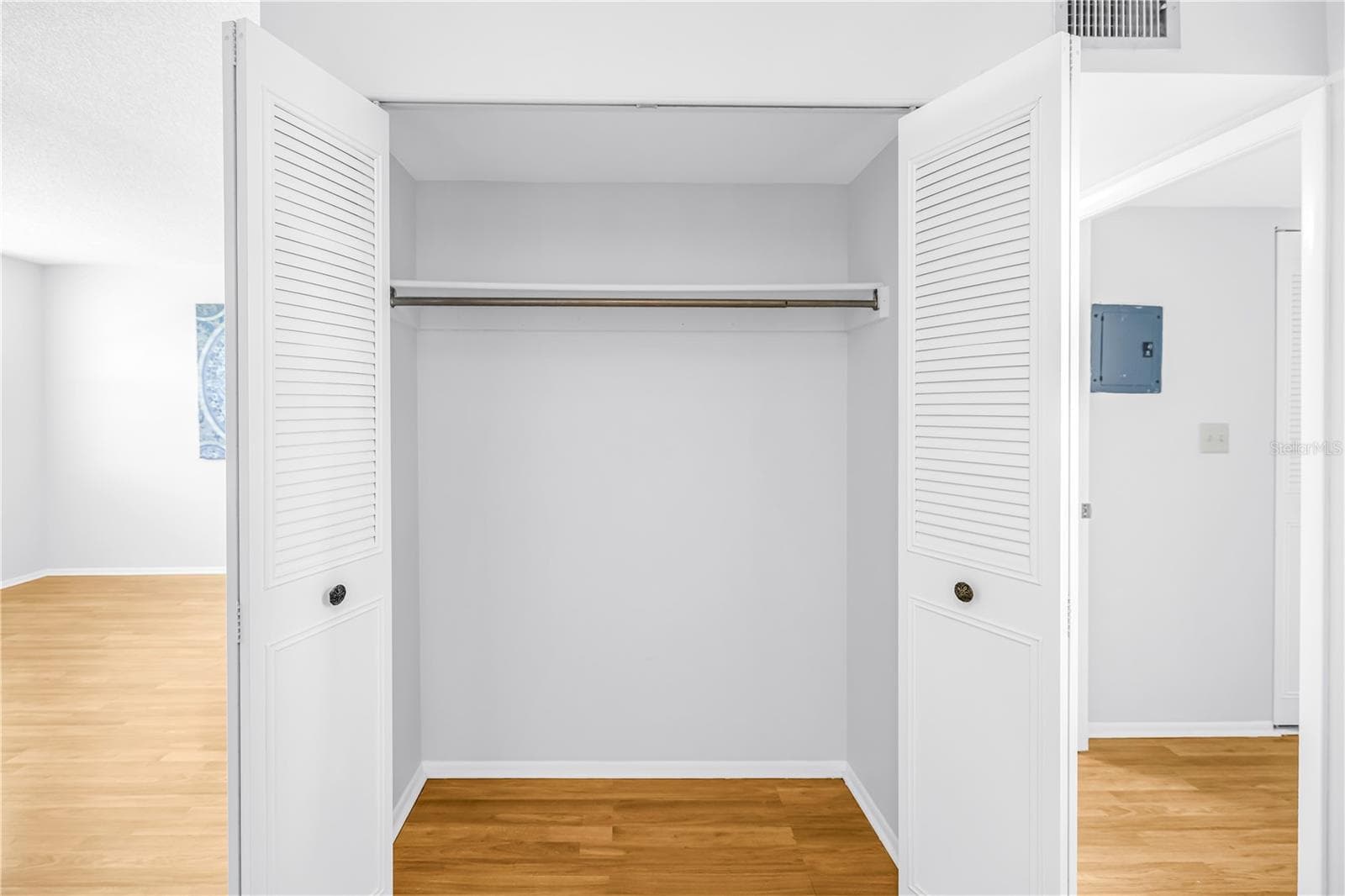 Condominium at 4720 LOCUST ST NE #318, ST PETERSBURG, photo 12 of 36
