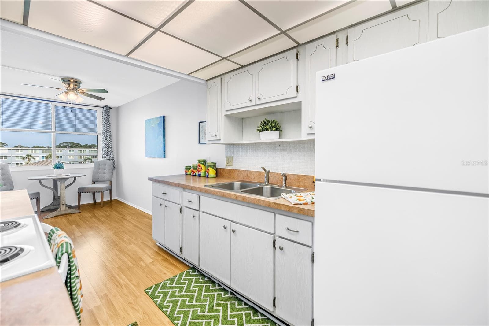 Condominium at 4720 LOCUST ST NE #318, ST PETERSBURG, photo 14 of 36