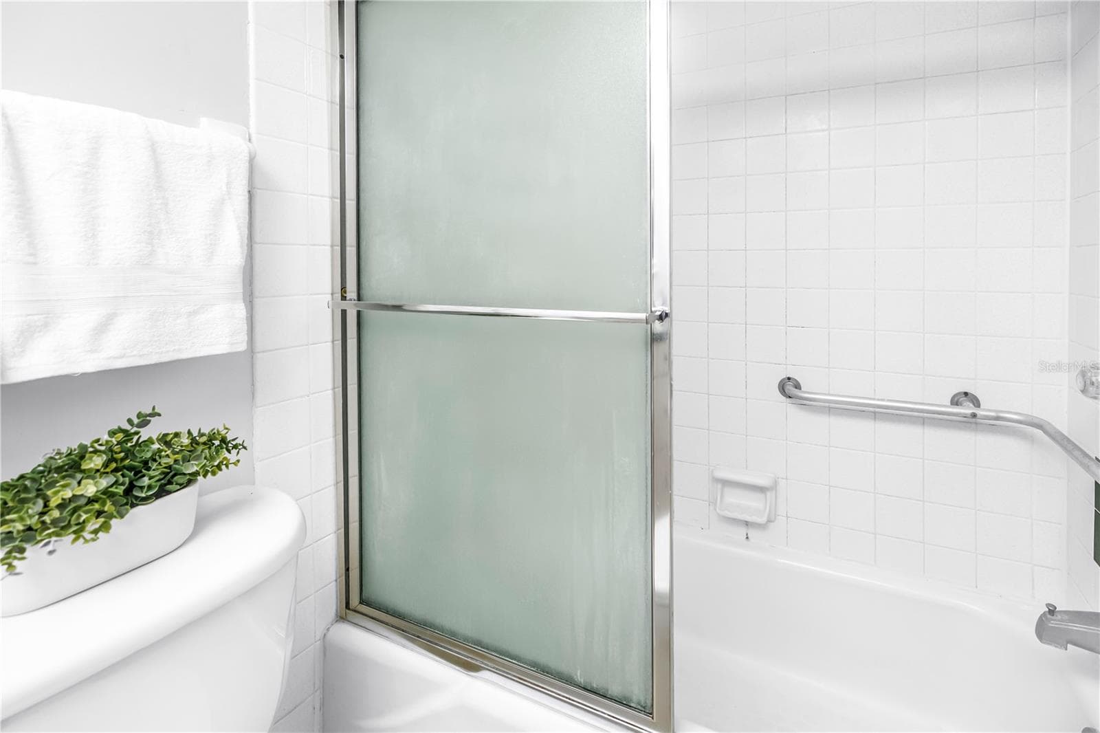 Condominium at 4720 LOCUST ST NE #318, ST PETERSBURG, photo 27 of 36