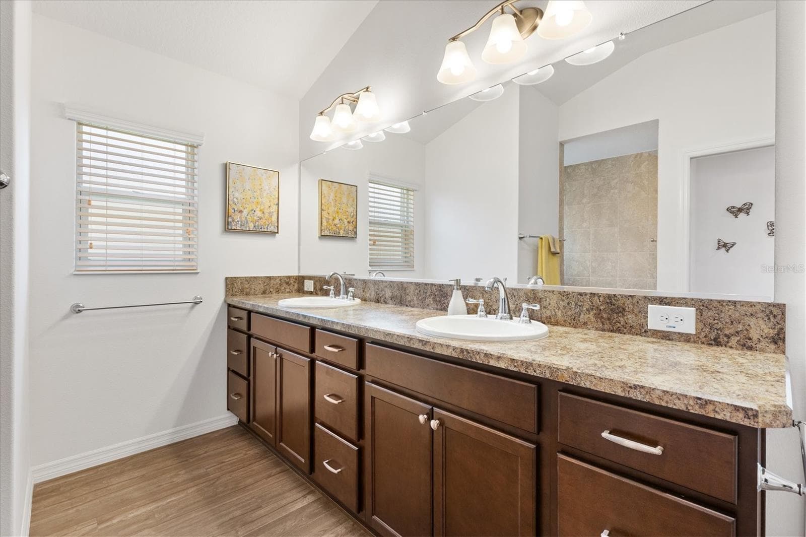 Dual Vanities in Primary Ensuite - 4348 TUSCALOOSA PATH, THE VILLAGES