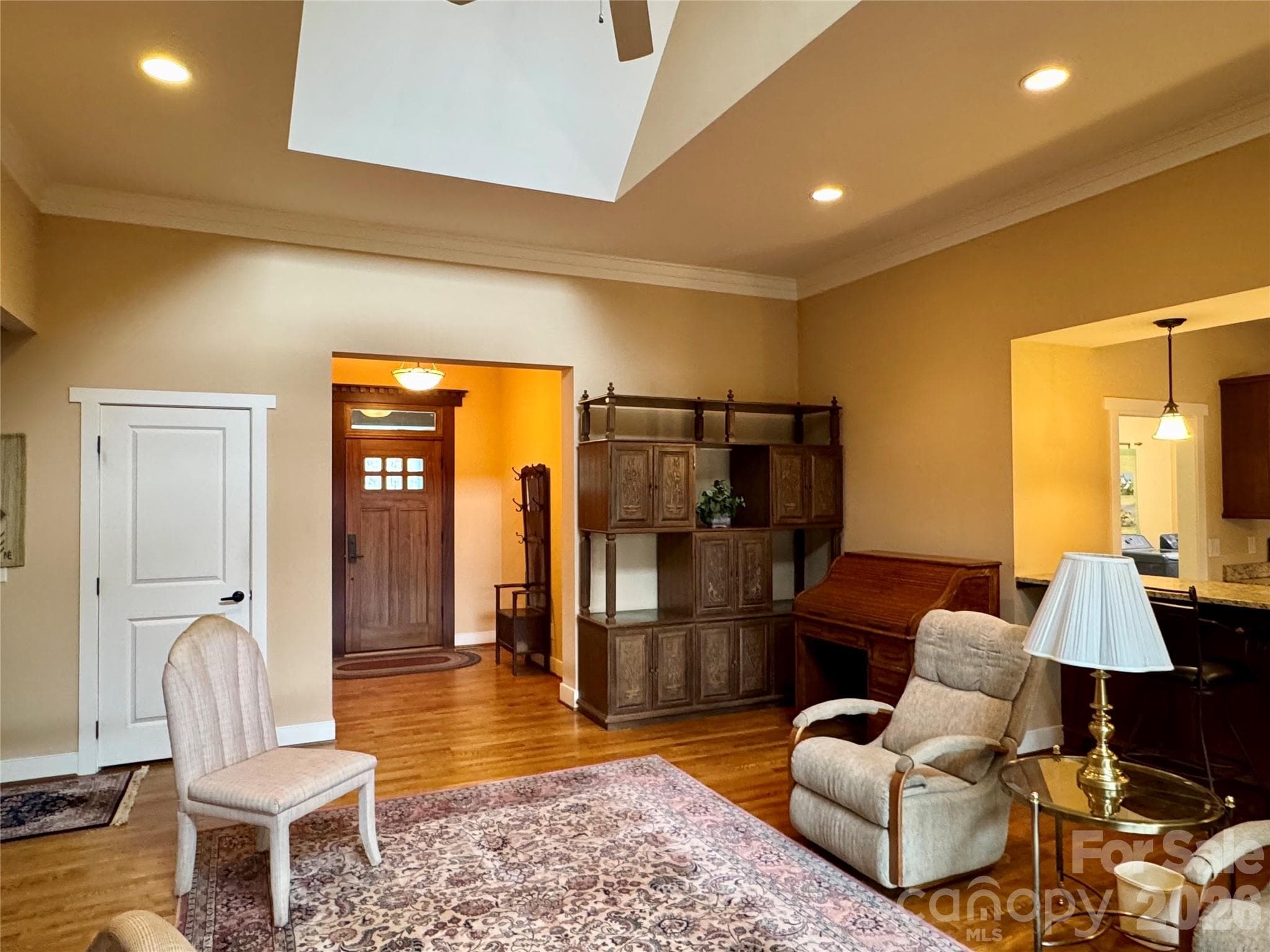 Single Family Residence at 894 Dunroy Drive, Hendersonville, photo 9 of 39