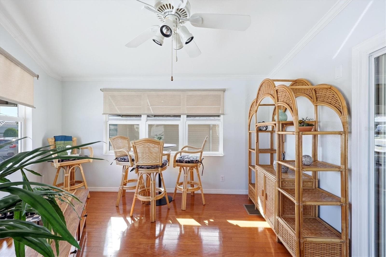 Manufactured Home at 2108 ILLINOIS AVE, BRADENTON, photo 6 of 42
