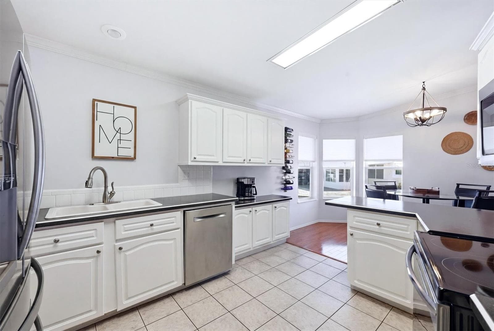 Manufactured Home at 2108 ILLINOIS AVE, BRADENTON, photo 16 of 42
