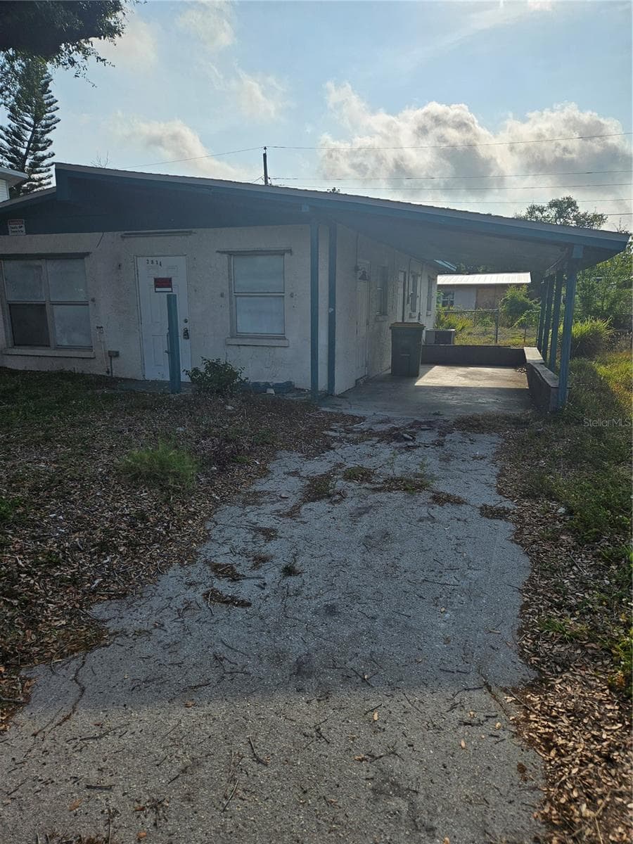 Single Family Residence at 2814 PALMADELIA AVE, SARASOTA, photo 15 of 24
