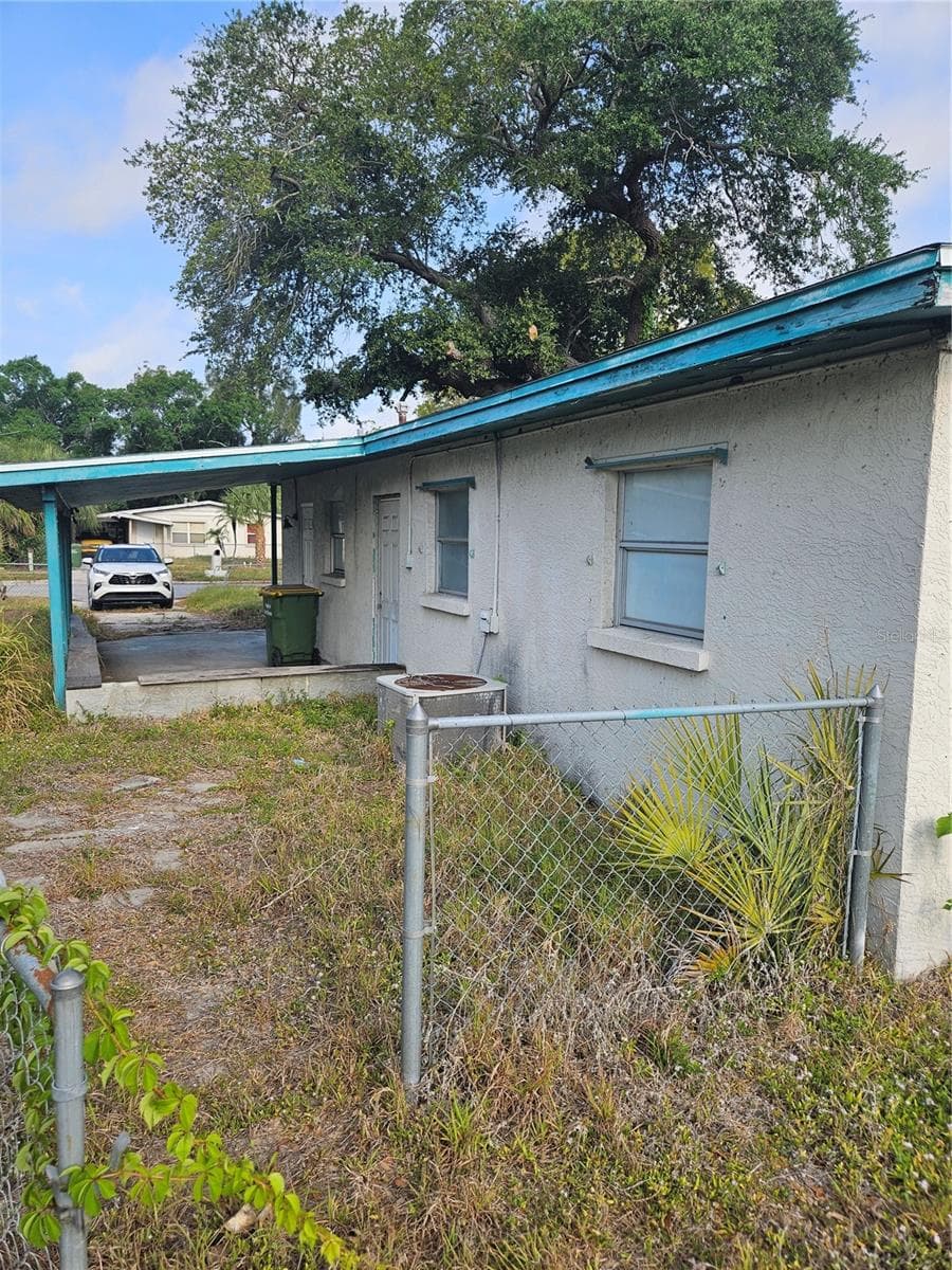 Single Family Residence at 2814 PALMADELIA AVE, SARASOTA, photo 20 of 24