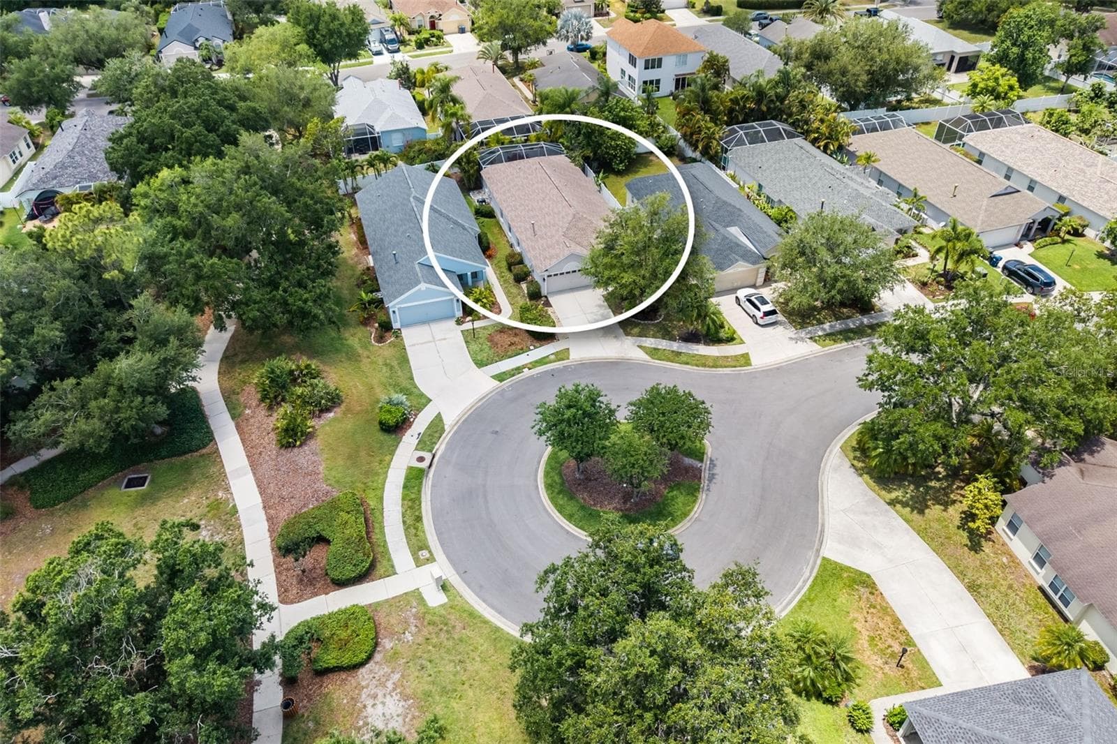 Single Family Residence at 6226 BLUEFLOWER CT, LAKEWOOD RANCH, photo 2 of 82