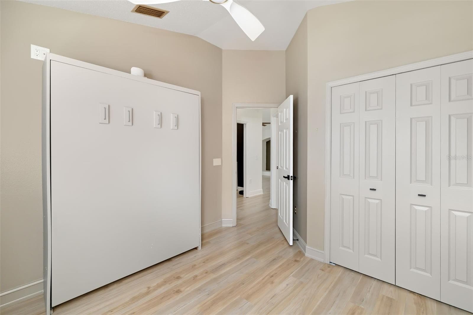 Single Family Residence at 6226 BLUEFLOWER CT, LAKEWOOD RANCH, photo 25 of 82