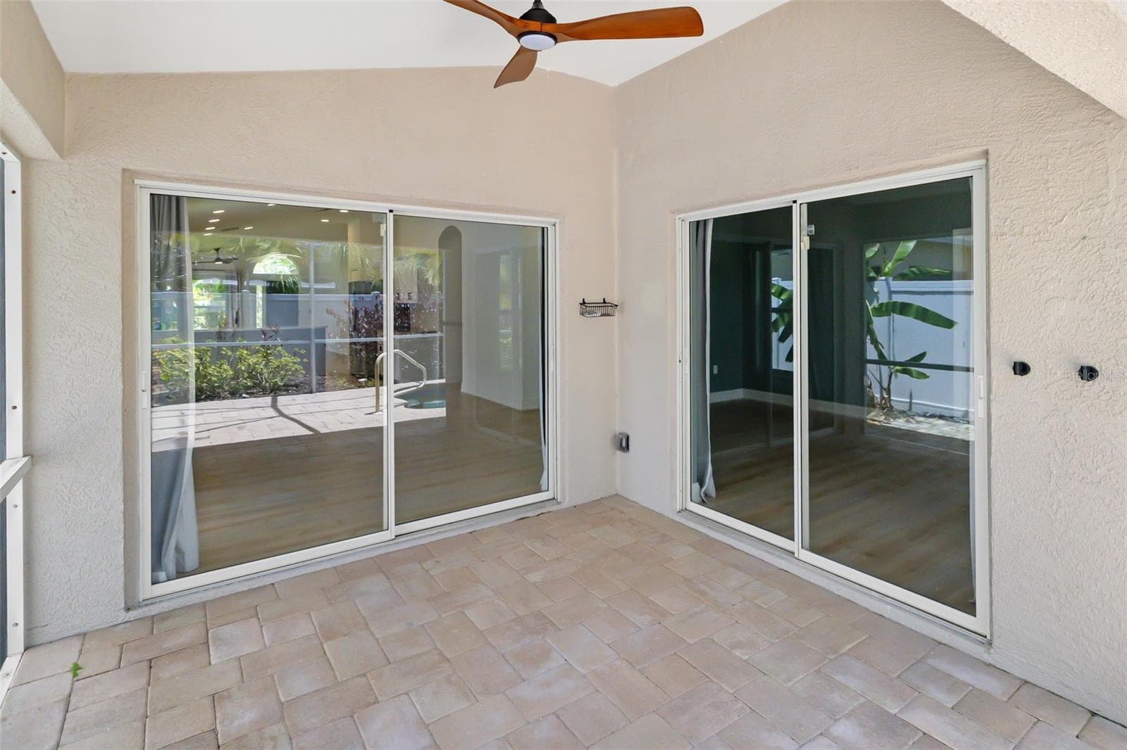 Single Family Residence at 6226 BLUEFLOWER CT, LAKEWOOD RANCH, photo 37 of 82