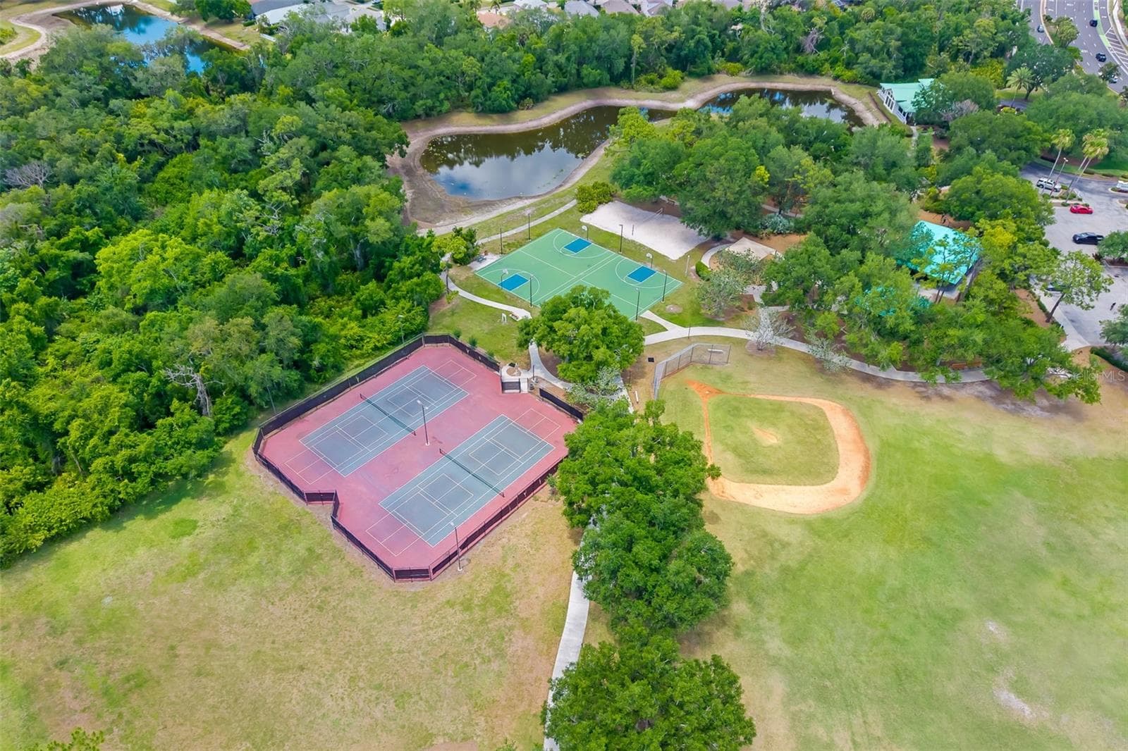Single Family Residence at 6226 BLUEFLOWER CT, LAKEWOOD RANCH, photo 60 of 82