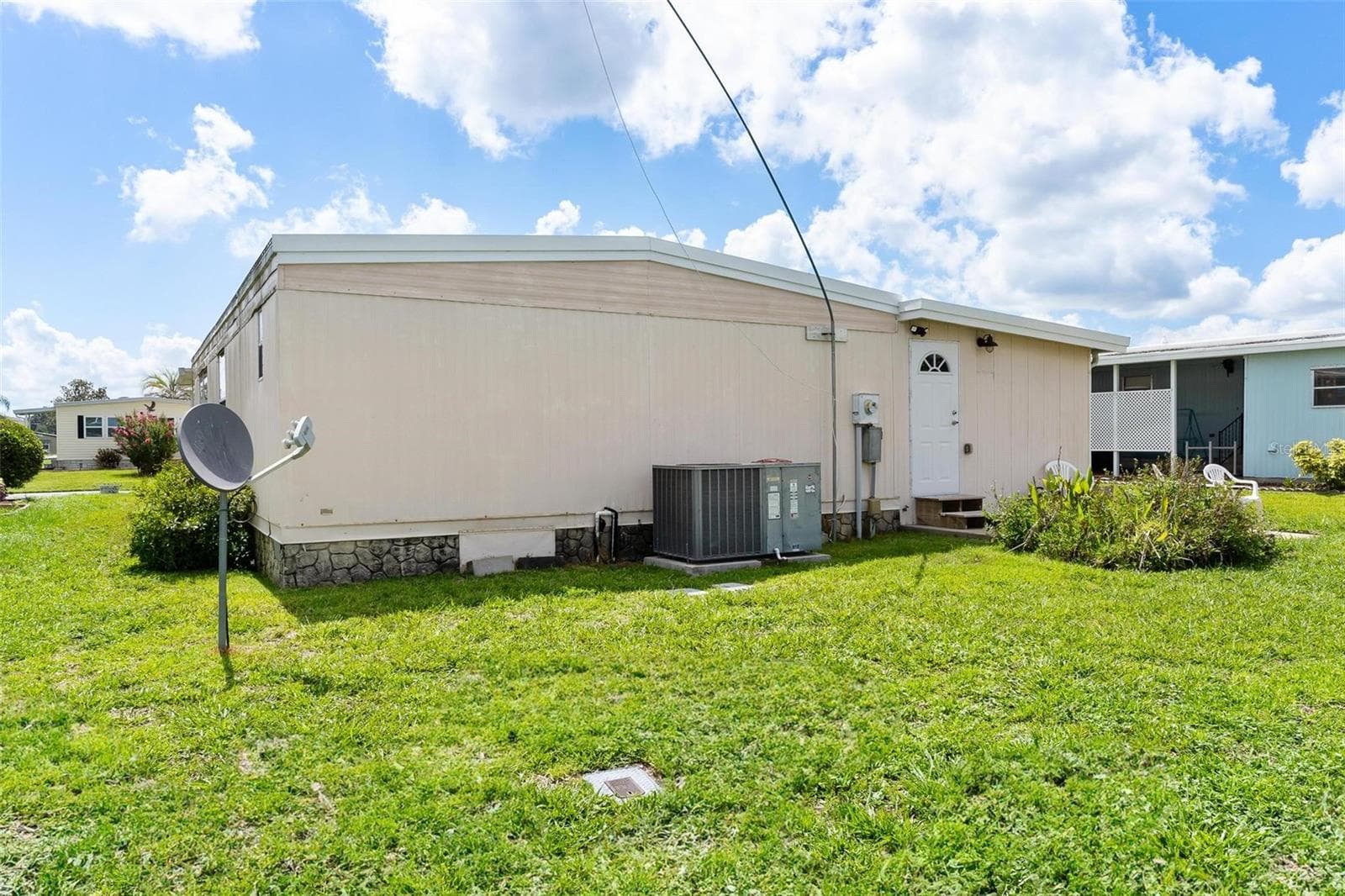 Manufactured Home at 717 W COACH N FOUR DR, LEESBURG, photo 29 of 29