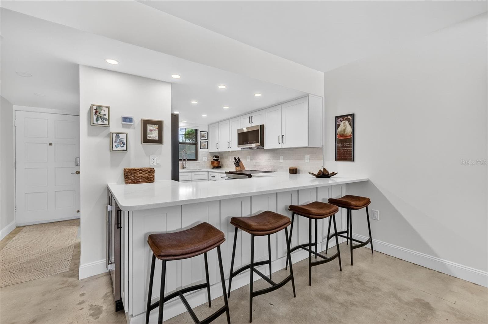 Condominium at 101 N GRANDVIEW ST #1, MOUNT DORA, photo 13 of 64