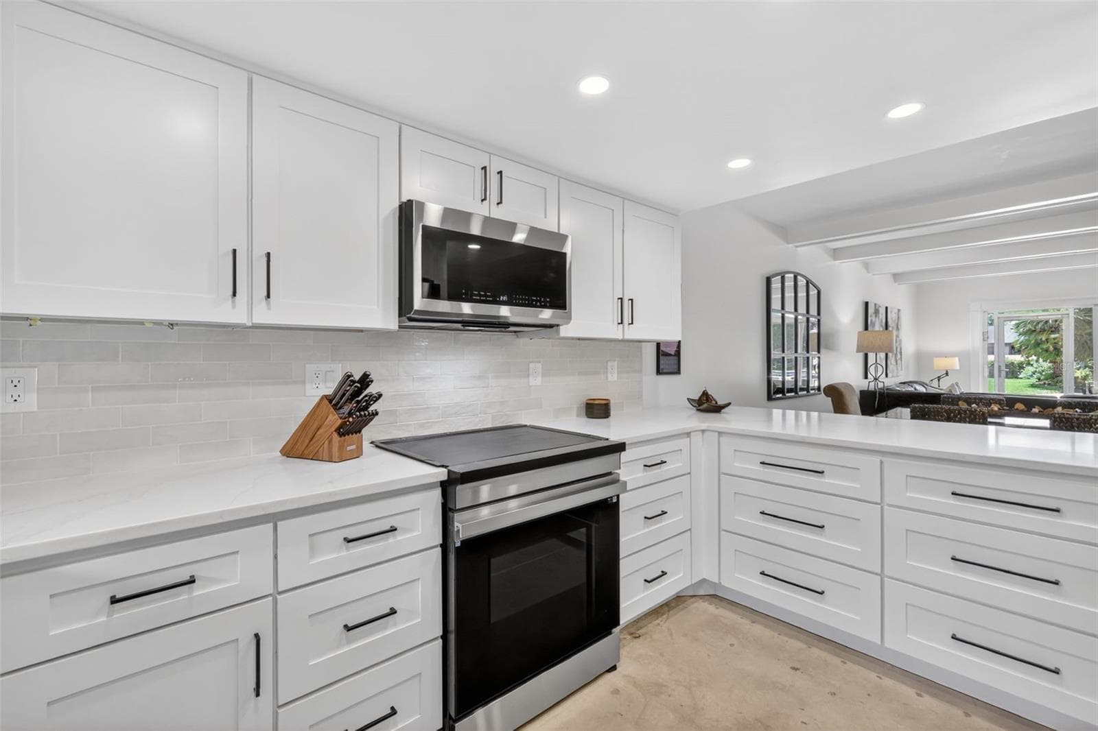 Condominium at 101 N GRANDVIEW ST #1, MOUNT DORA, photo 14 of 64