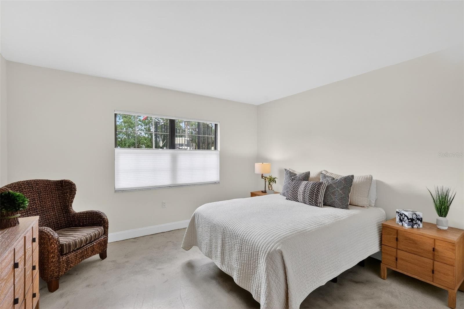 Condominium at 101 N GRANDVIEW ST #1, MOUNT DORA, photo 19 of 64