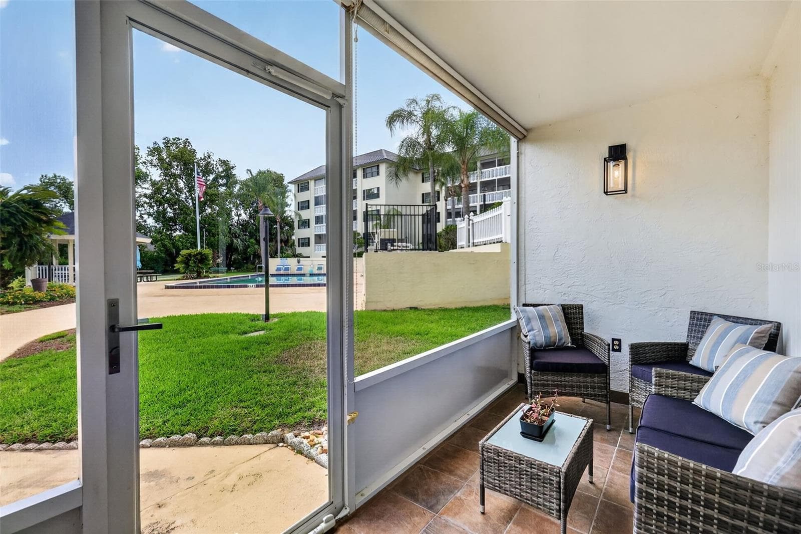 Condominium at 101 N GRANDVIEW ST #1, MOUNT DORA, photo 32 of 64