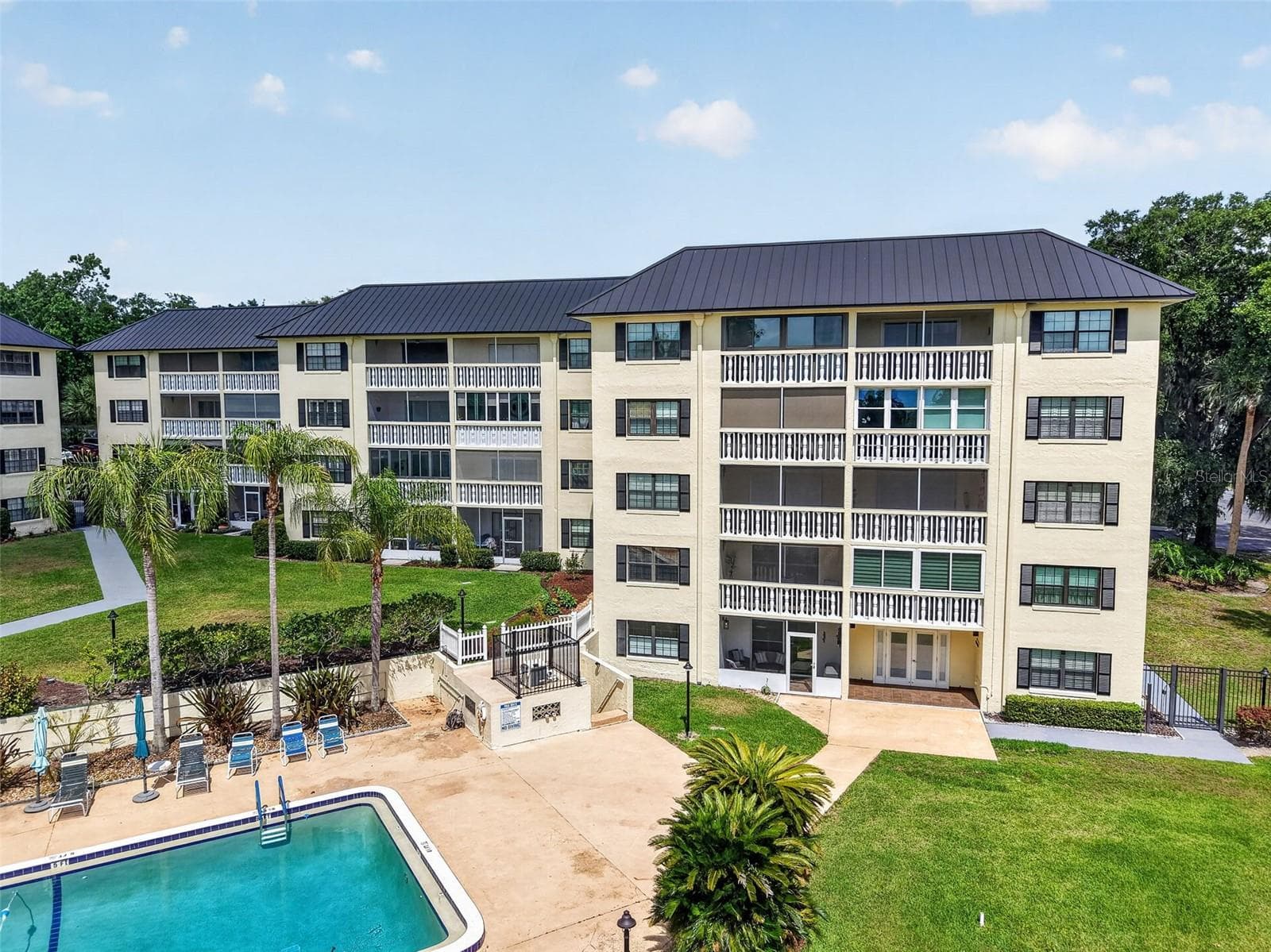 Condominium at 101 N GRANDVIEW ST #1, MOUNT DORA, photo 41 of 64