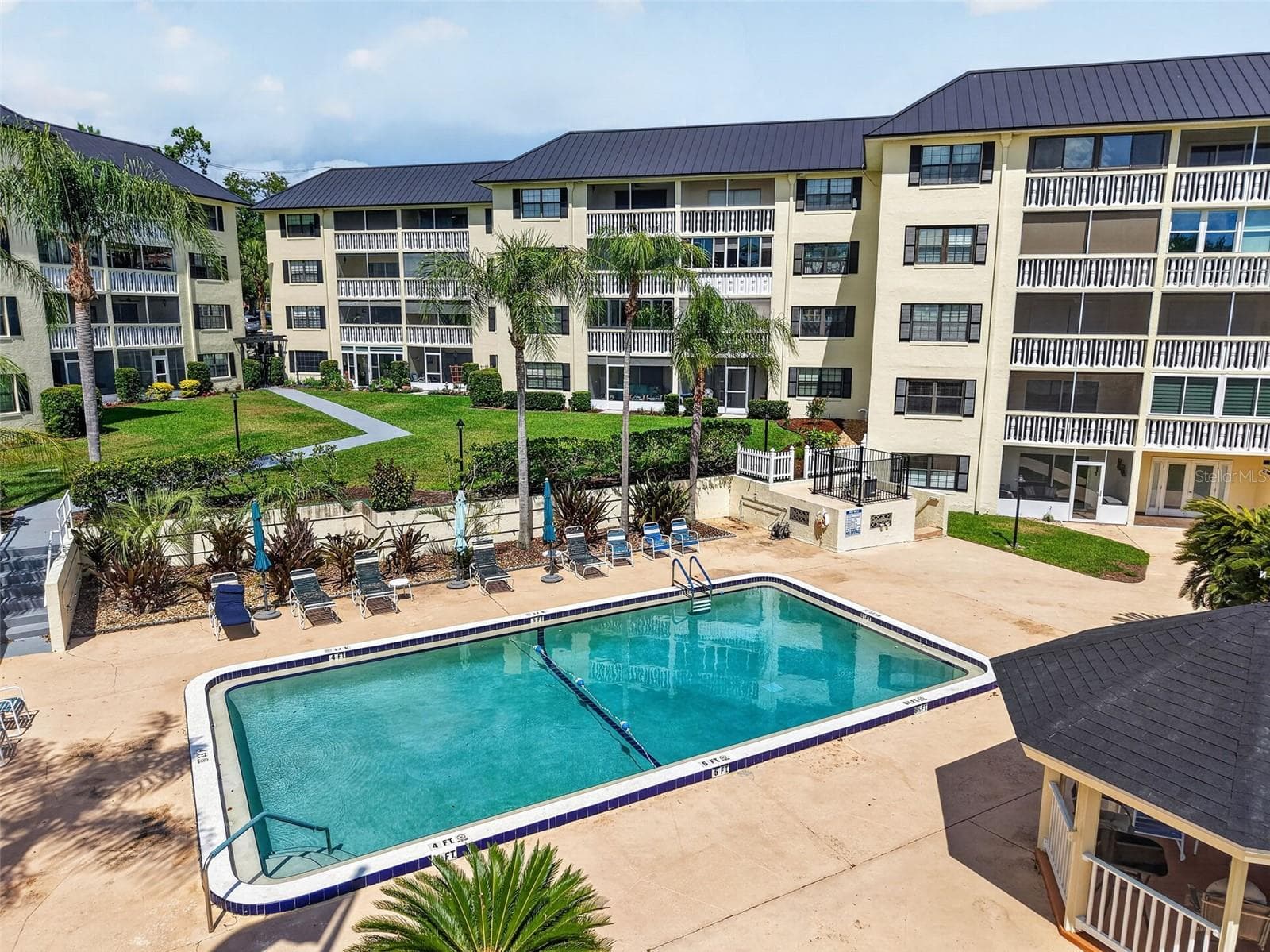 Condominium at 101 N GRANDVIEW ST #1, MOUNT DORA, photo 43 of 64