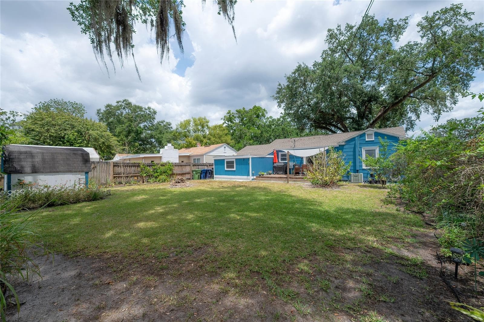 Single Family Residence at 912 CORNELIUS AVE, TAMPA, photo 44 of 47