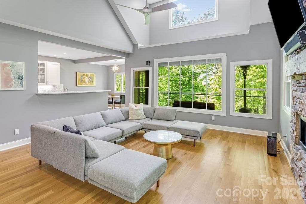 Living Room w Cathedral Ceilings - Hendersonville