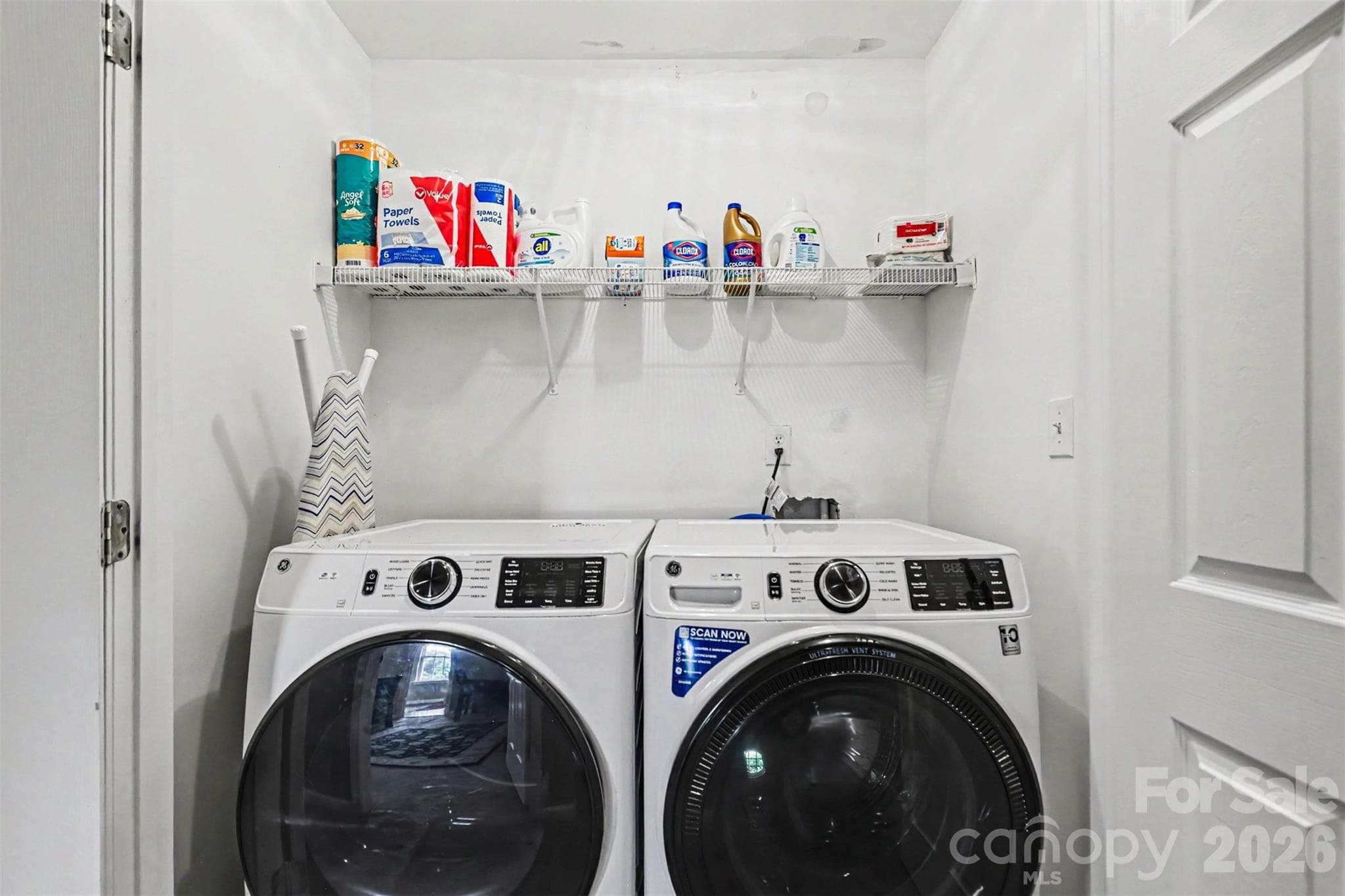 Upstairs Laundry - 306 Cayman Way, Charlotte