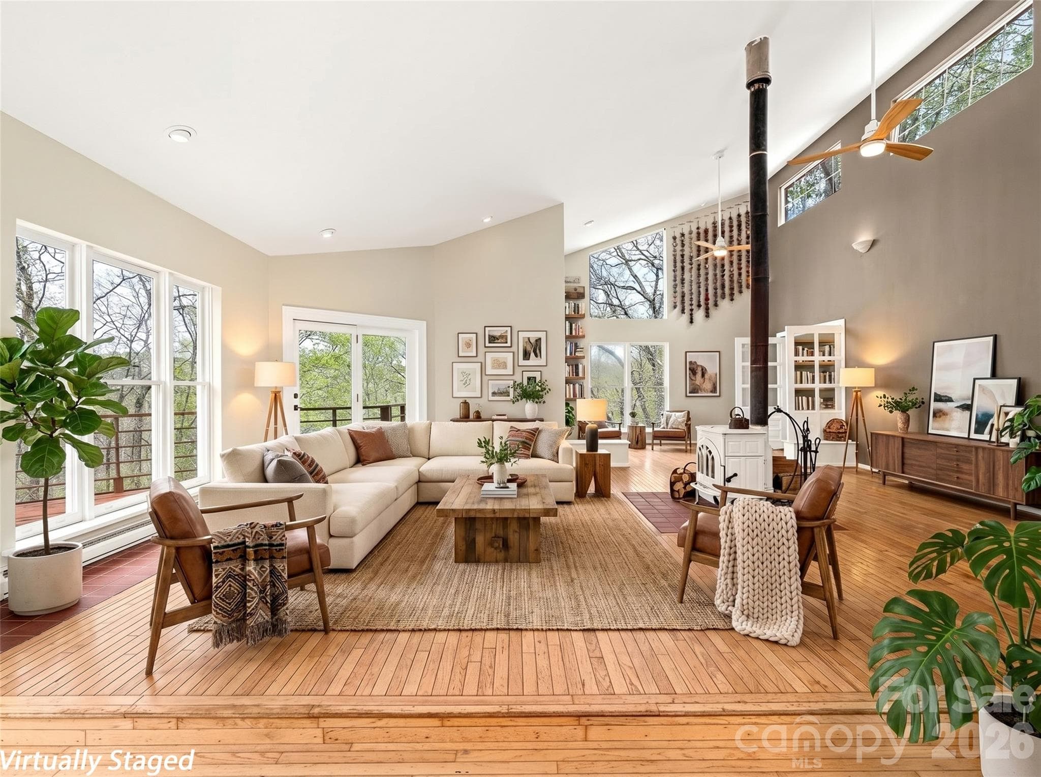 extra large living area virtually staged - Marshall