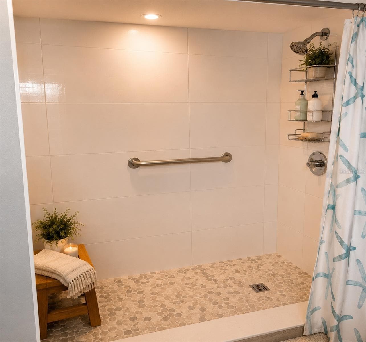 Primary Shower. - 9825 HARRELL AVE #404, TREASURE ISLAND