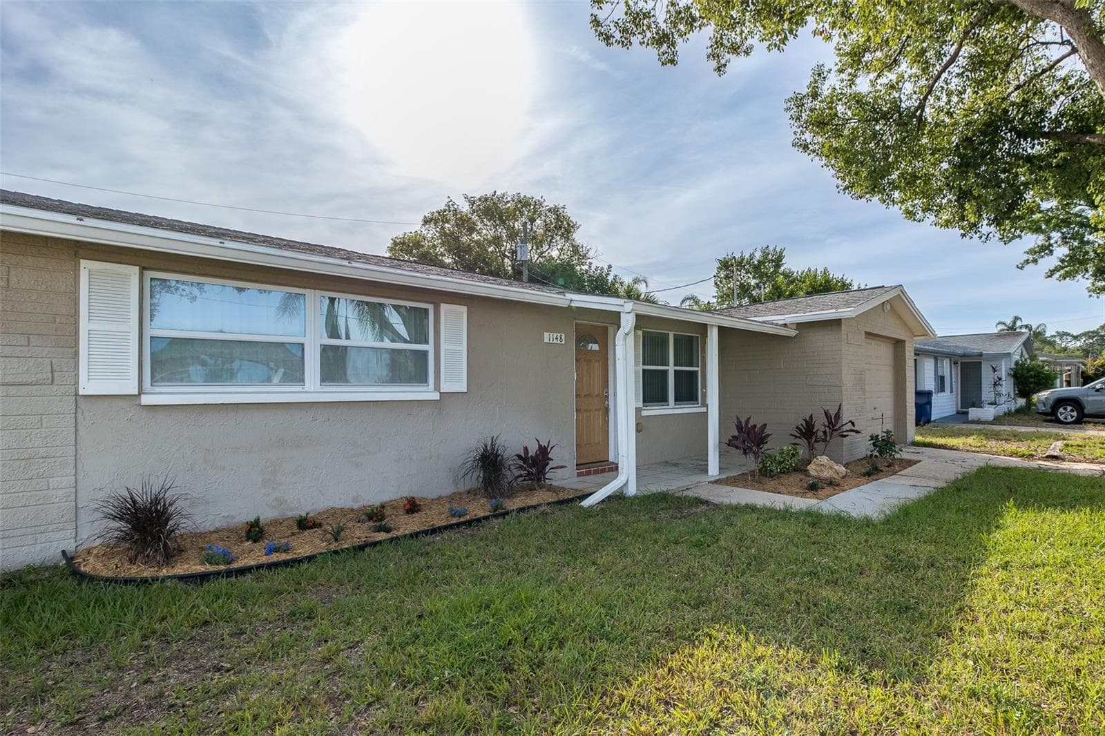 1148 FERNWOOD DR