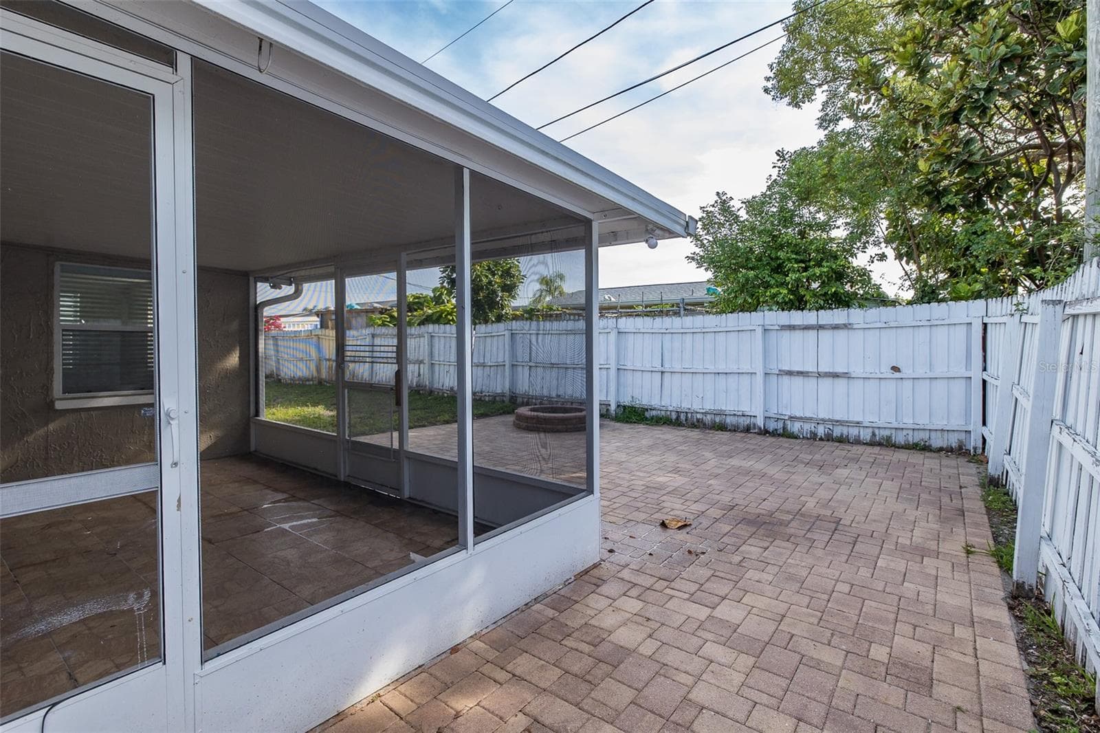 Single Family Residence at 1148 FERNWOOD DR, HOLIDAY, photo 11 of 42